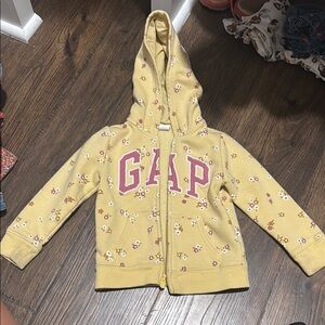 GAP Yellow Sweatshirt with Graphic Details